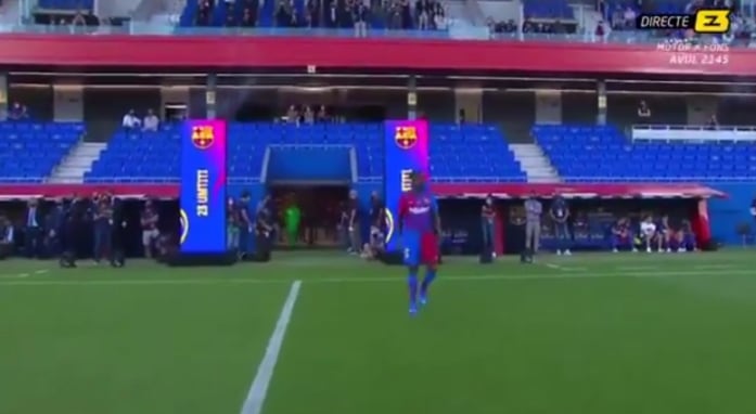Piłkarze Barcelony wygwizdani przez własnych kibiców. Gorąca atmosfera w meczu towarzyskim [WIDEO]