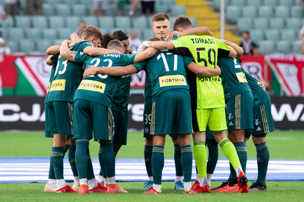 Utalentowany napastnik znów odejdzie z Legii? O jego wypożyczenie stara się klub z Ekstraklasy [NASZ NEWS]