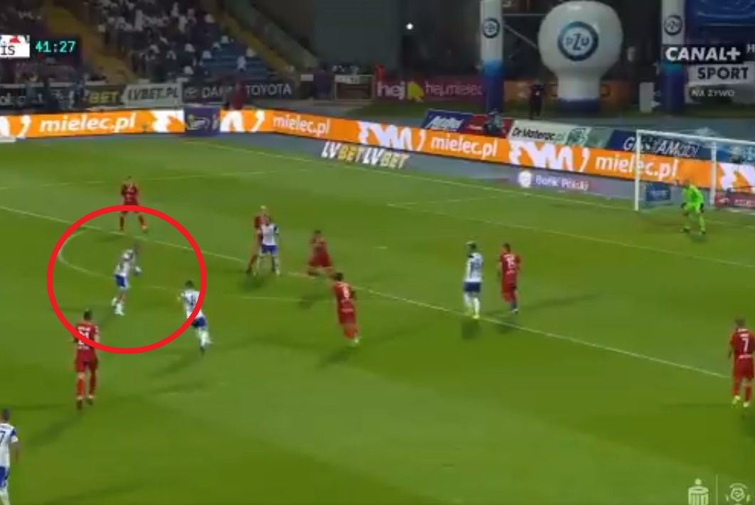 Cudowny gol napastnika Stali Mielec! Wisła Kraków przegrała drugi mecz w sezonie [WIDEO]