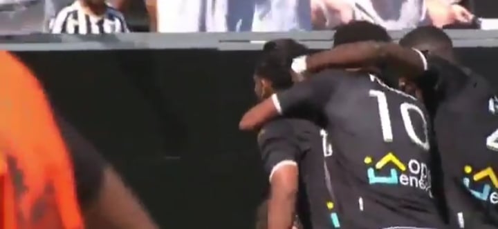 Angers liderem Ligue 1! Pokaz siły w meczu z Lyonem [WIDEO]