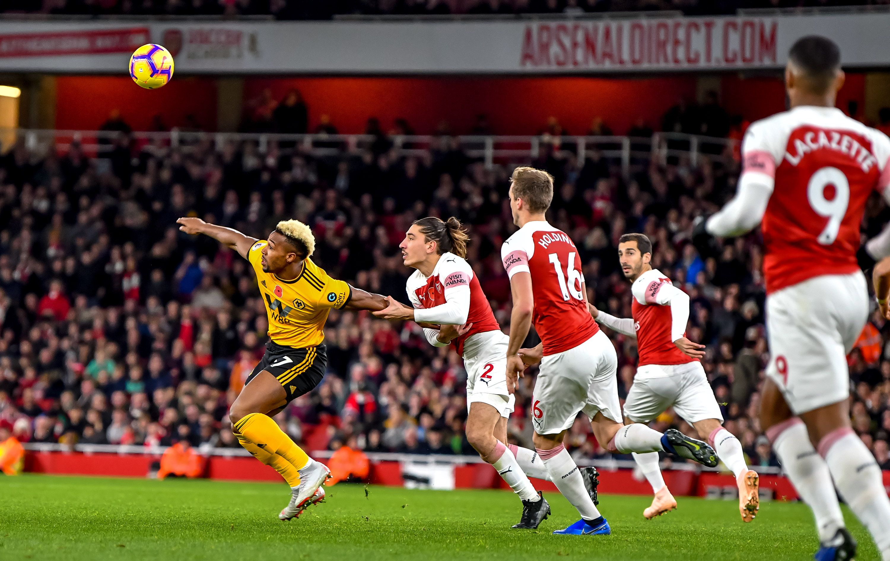 FC Barcelona pozyska piłkarza Arsenalu? Poważnie myśli o transferze na koniec okienka