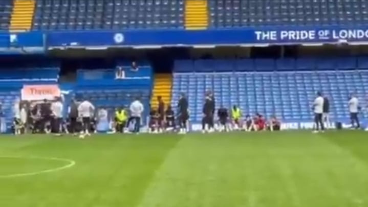 "Werner, wynoś się z klubu". Niecodzienne sceny na otwartym treningu Chelsea [WIDEO]