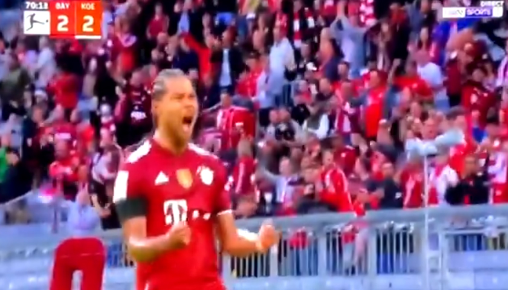 Szalona połowa w Monachium, Koeln postawiło się Bayernowi! Pięć goli na Allianz, Gnabry bohaterem [WIDEO]