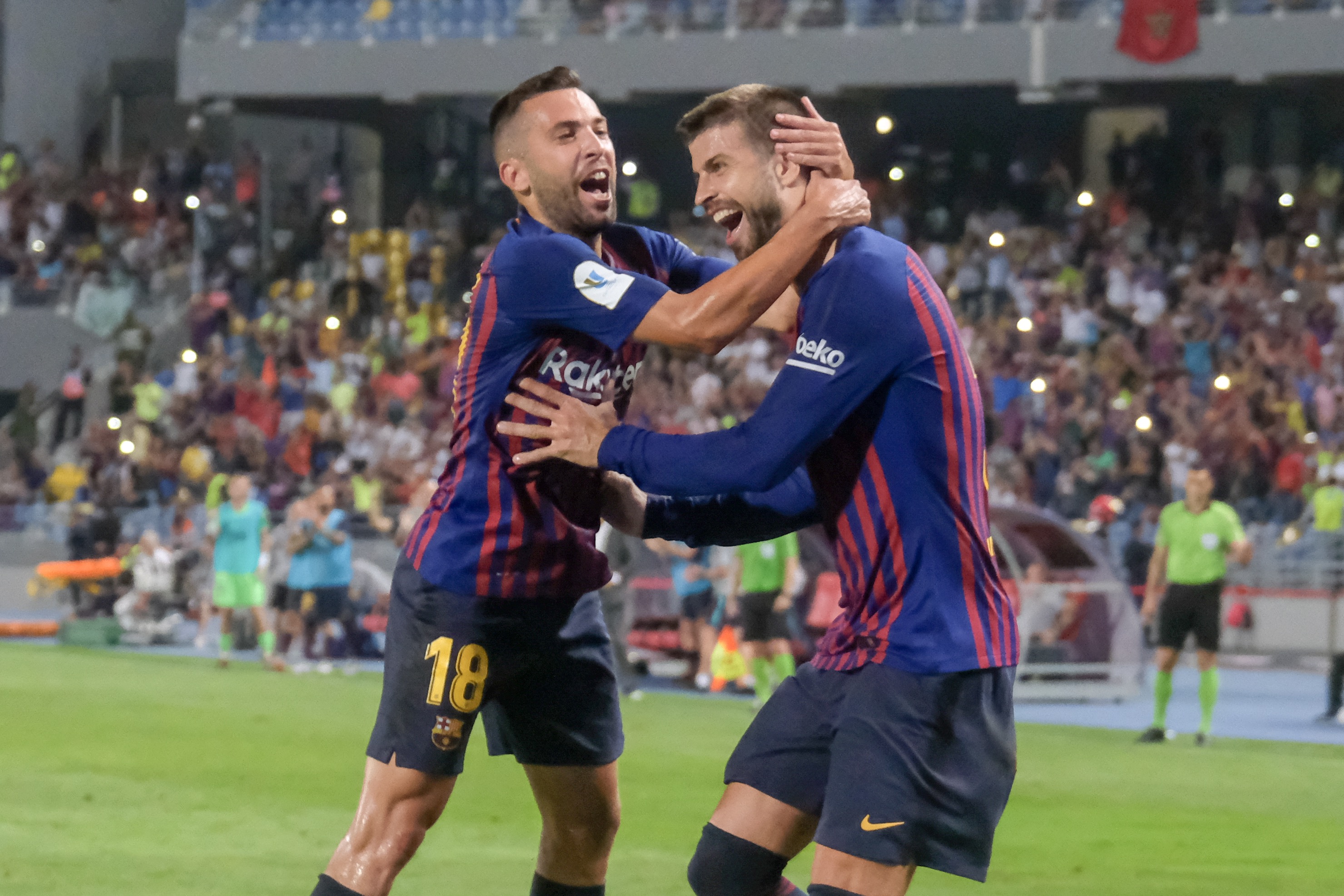 Kolejny piłkarz FC Barcelony przystał na obniżkę pensji. Obrońca poszedł w ślady Gerarda Pique
