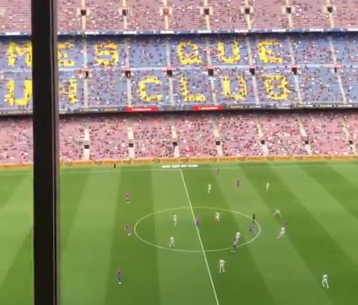 "J***ć PSG, j***ć PSG". Mocne przyśpiewki kibiców Barcelony na Camp Nou [WIDEO]