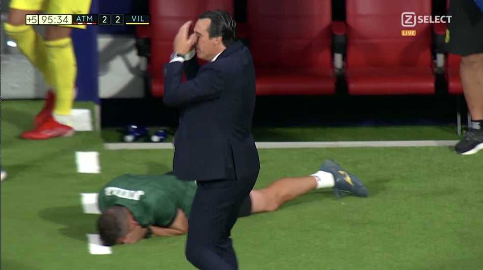 Cyrk w meczu Atletico! Kuriozalny samobój rywali w ostatniej akcji spotkania [WIDEO]