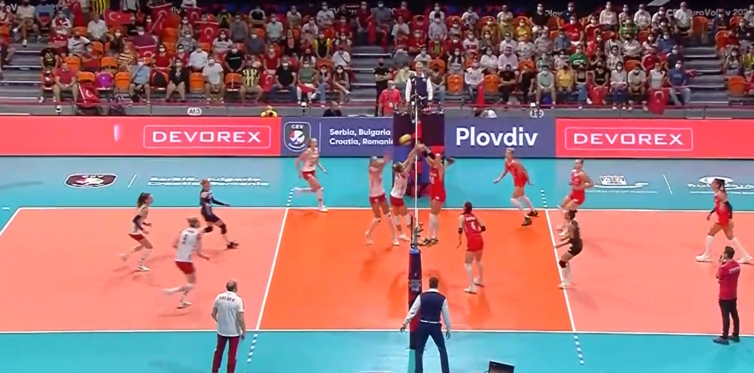 Polskie siatkarki dostały bardzo bolesną lekcję. Srogie lanie w ćwierćfinale ME