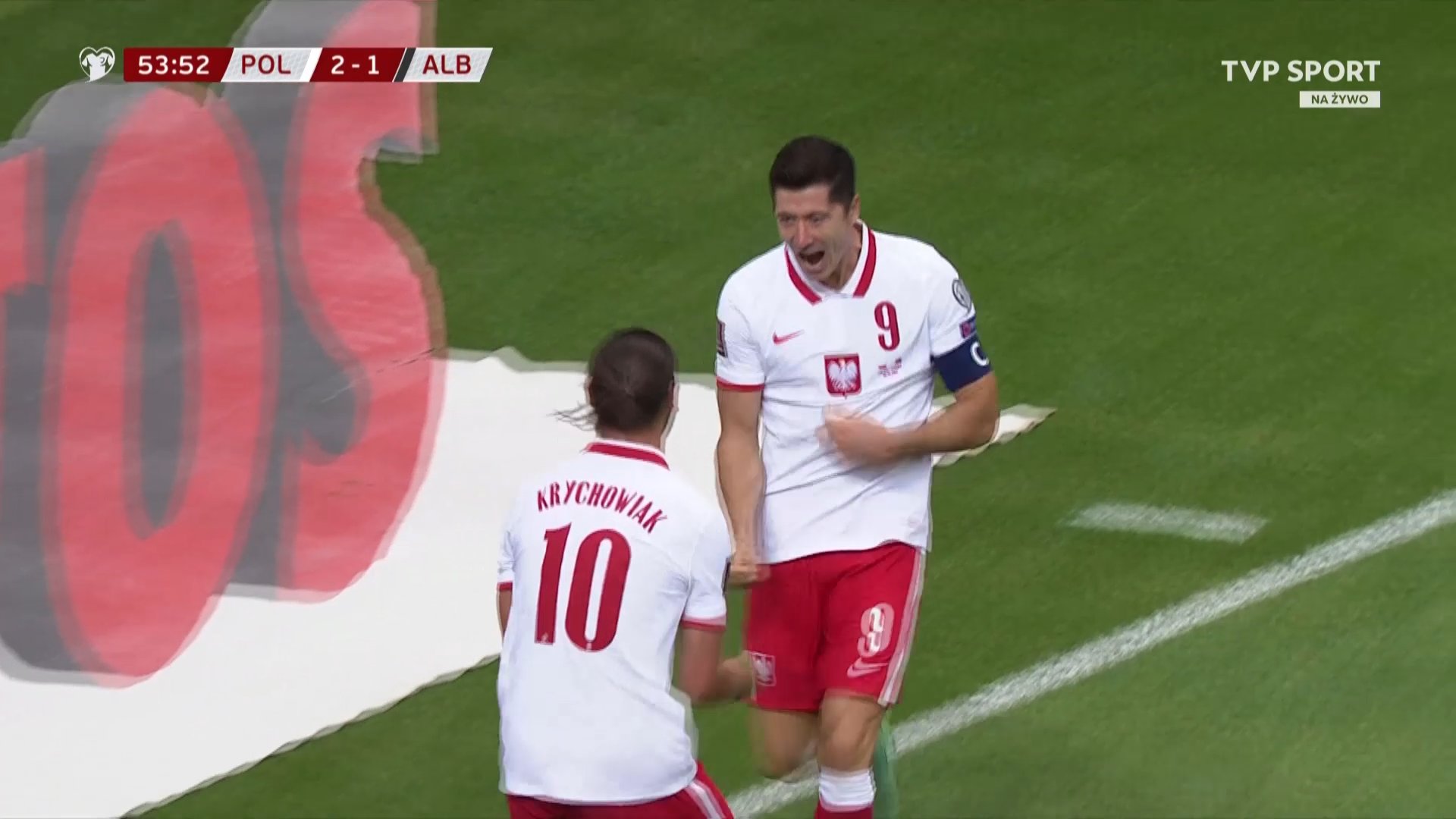 Robert Lewandowski pokazał swój geniusz! Kapitalny rajd jak z gry komputerowej i piękna asysta! [WIDEO]