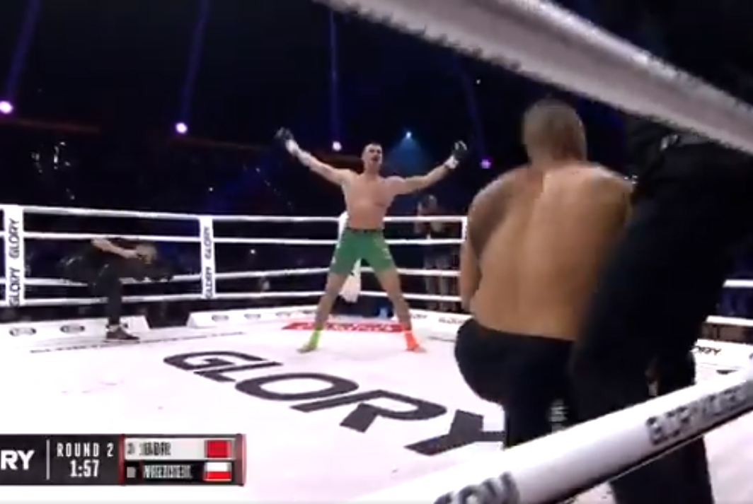Polski kickbokser znokautował legendę! "Złożył go jak scyzoryk" [WIDEO]