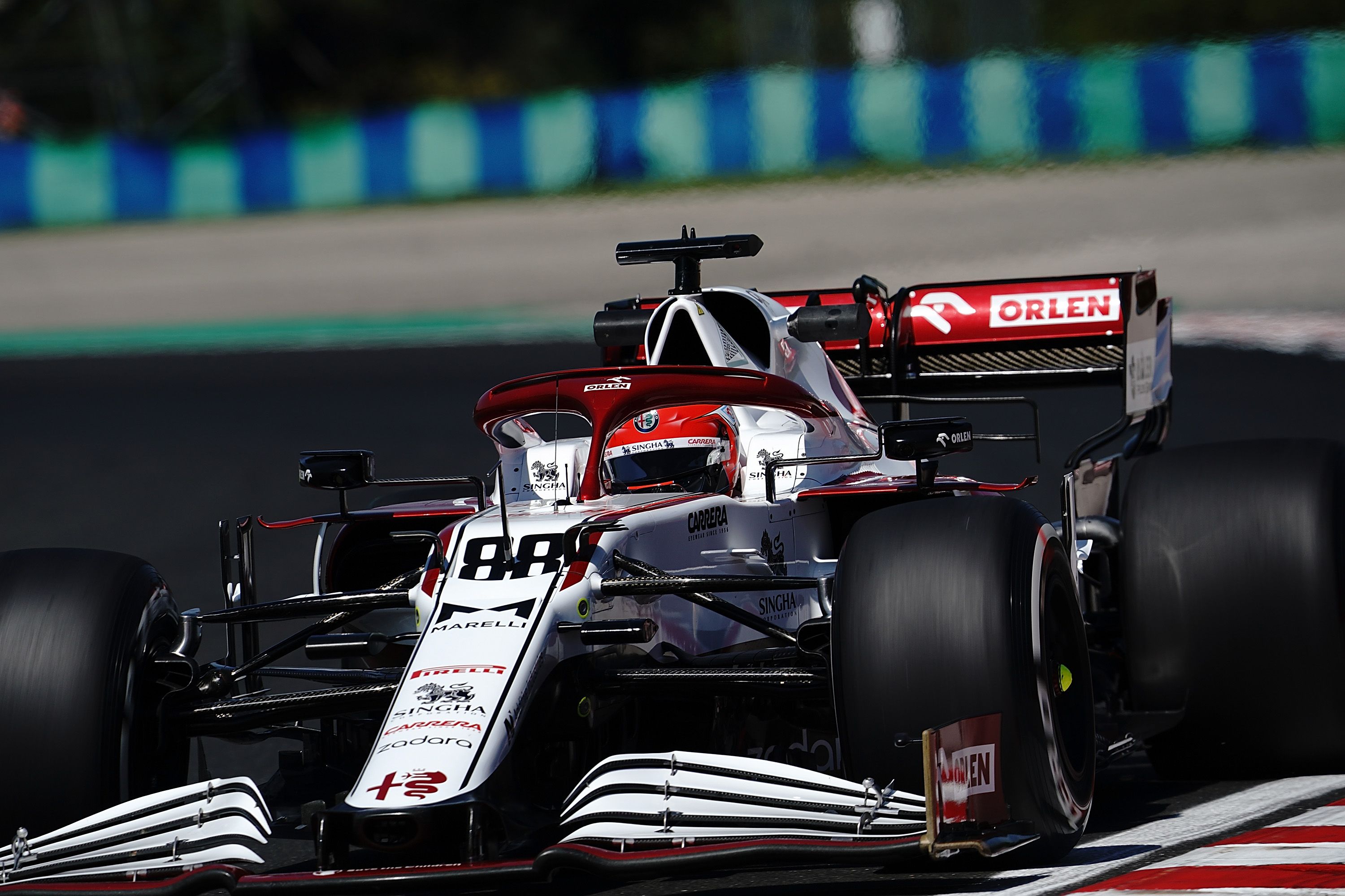 Robert Kubica będzie jeździł w Formule 1? "Nie powiedziałbym, że nie mam szans"