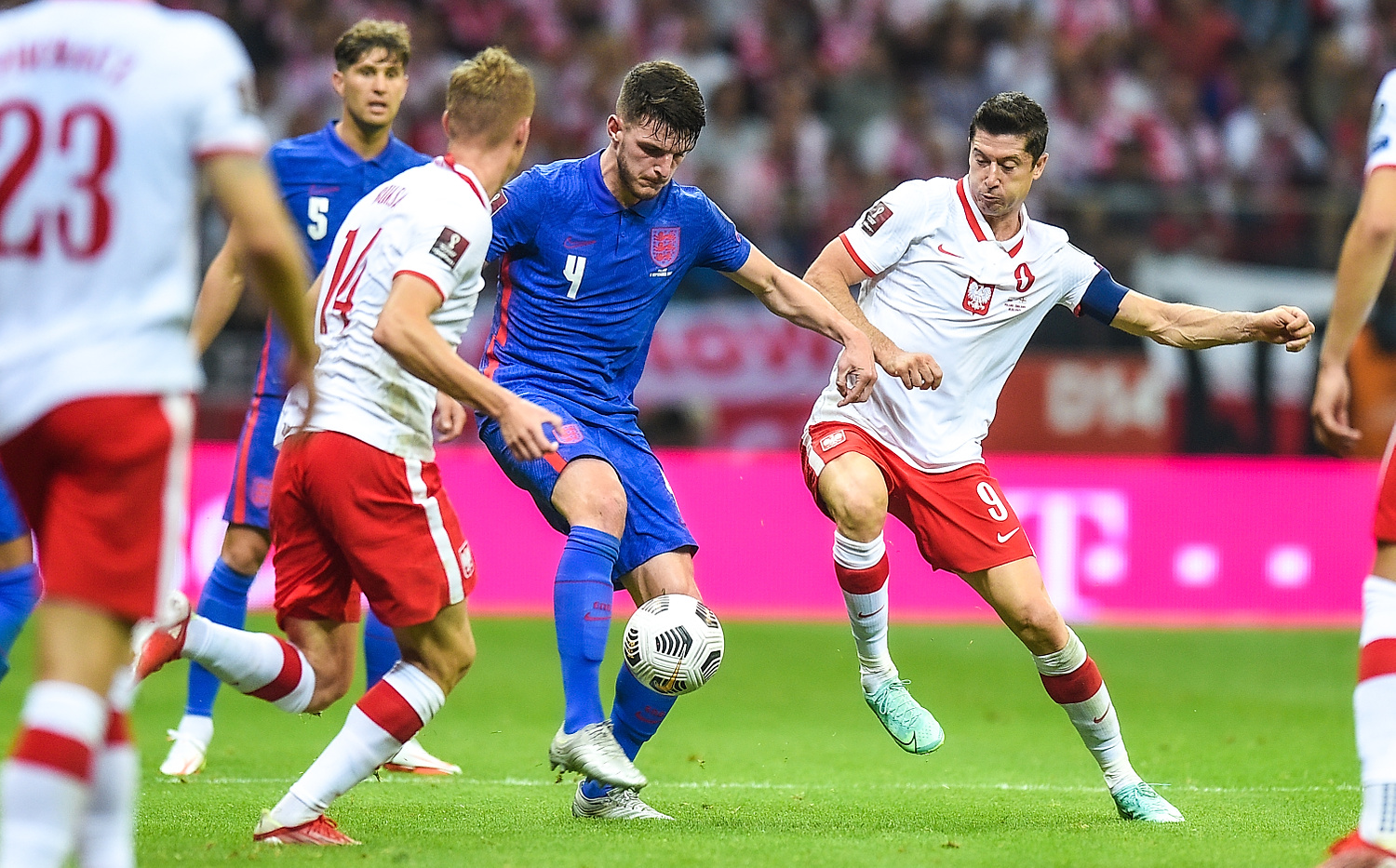 Twitter eksplodował po meczu Polska - Anglia! "Ten remis smakuje jak zwycięstwo. Cholernie na to zasłużyli"