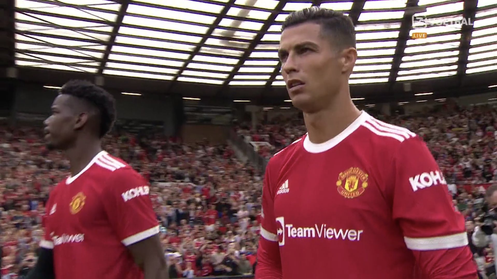Cristiano Ronaldo znów gra dla Manchesteru United! Wielki entuzjazm na Old Trafford [WIDEO]