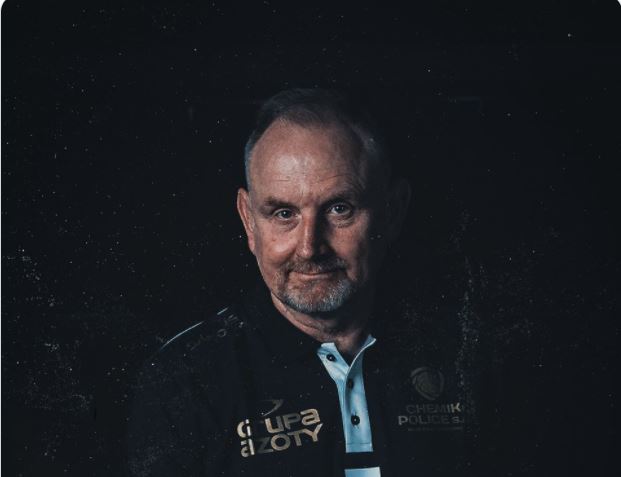 Jacek Nawrocki błyskawicznie znalazł nową pracę. Były selekcjoner zatrudniony w Policach
