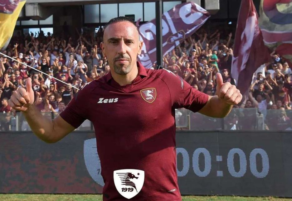 Ribery na misji straceńca. Co Francuz robi w najsłabszej drużynie Serie A? "Klęska i tak mu się opłaci"