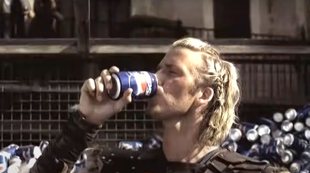 Tak Pepsi zwieńczyła złotą erę reklamową. Kultowa produkcja z największymi gwiazdami futbolu [WIDEO]