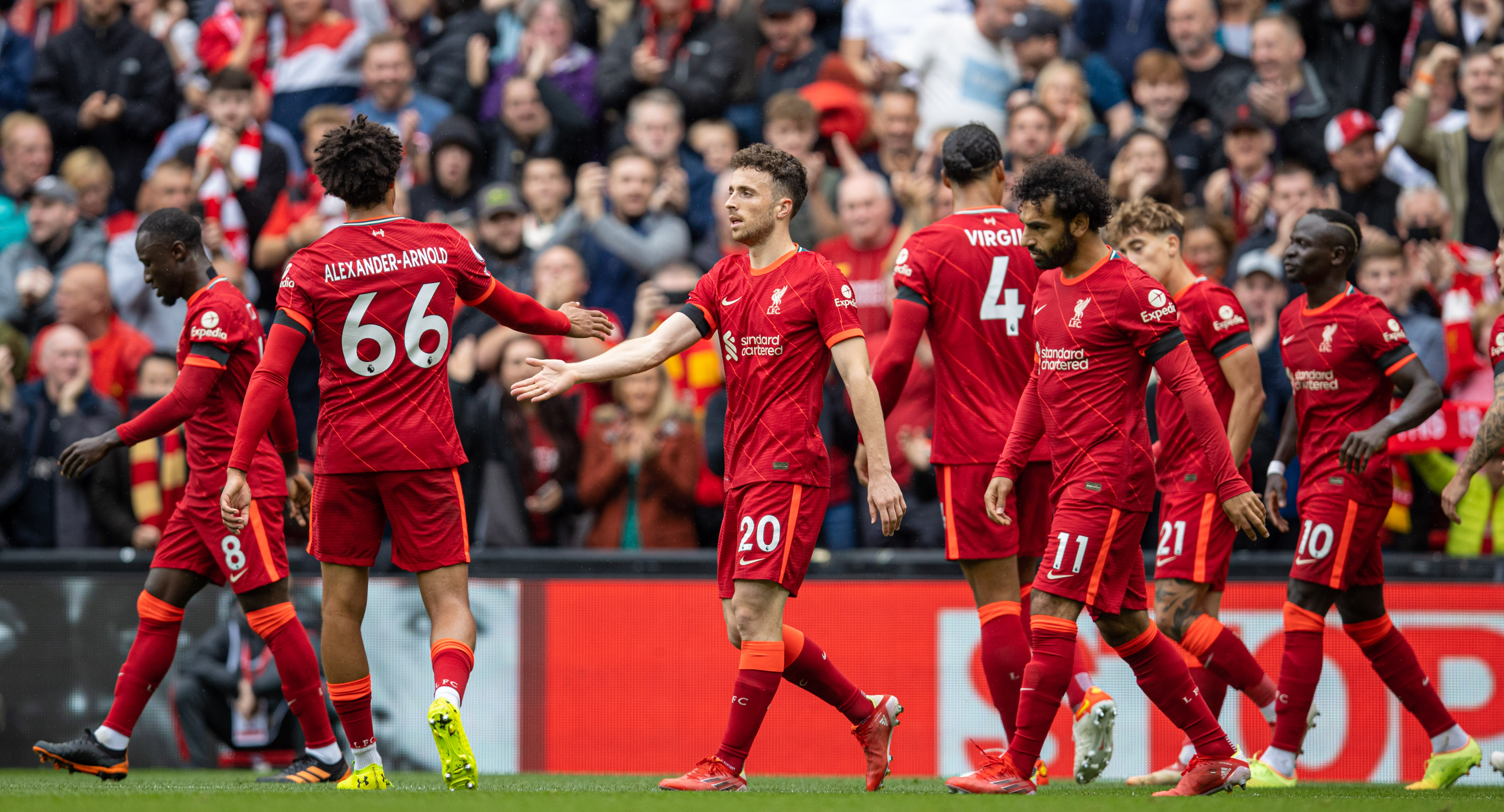 "Następca Ronaldo". Dzięki niemu nikt na Anfield nie tęskni za Firmino, jedno pudło niczego nie zmienia