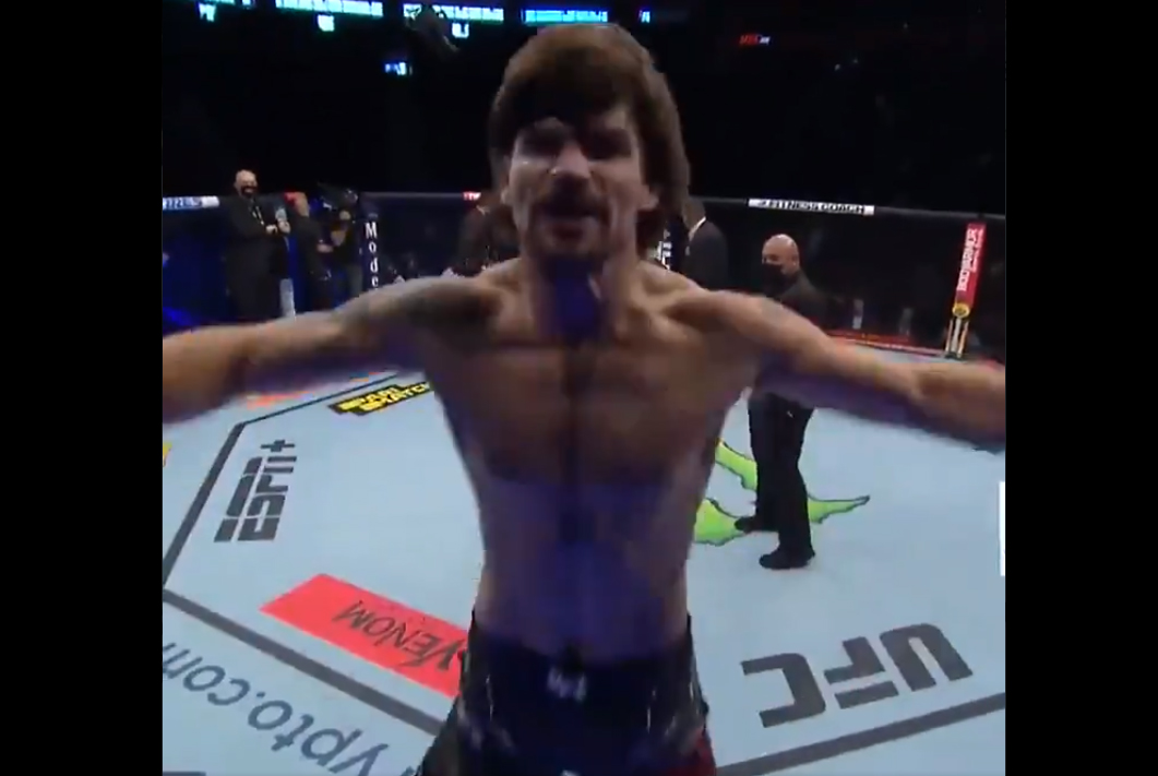 Brutalny nokaut w UFC. Walka skończyła się po piętnastu sekundach! [WIDEO]
