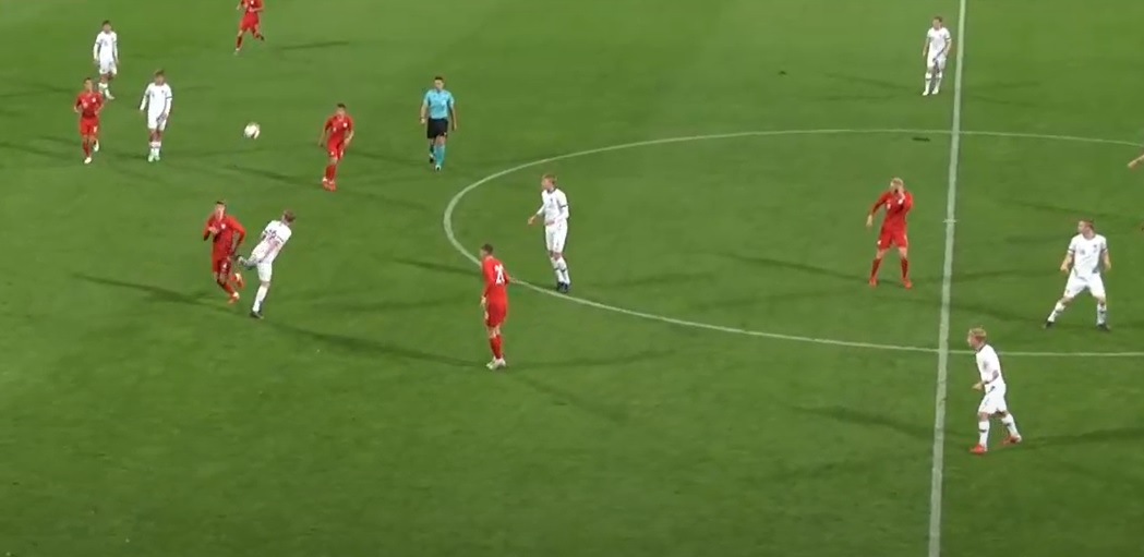 Wstydliwa porażka reprezentacji Polski U-19 w el. ME. Gol Aleksandra Buksy nie wystarczył [WIDEO]