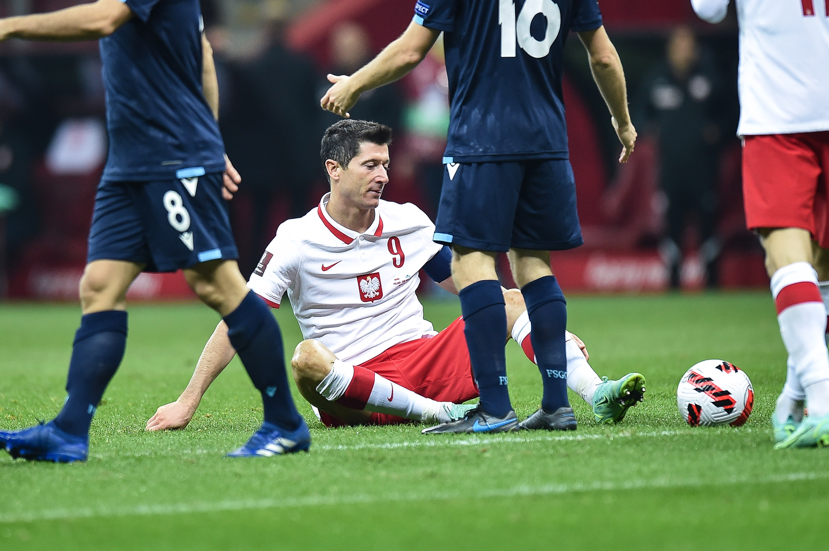 Twitter komentuje wygraną z San Marino. "Jeden z gorszych występów Lewandowskiego w kadrze"