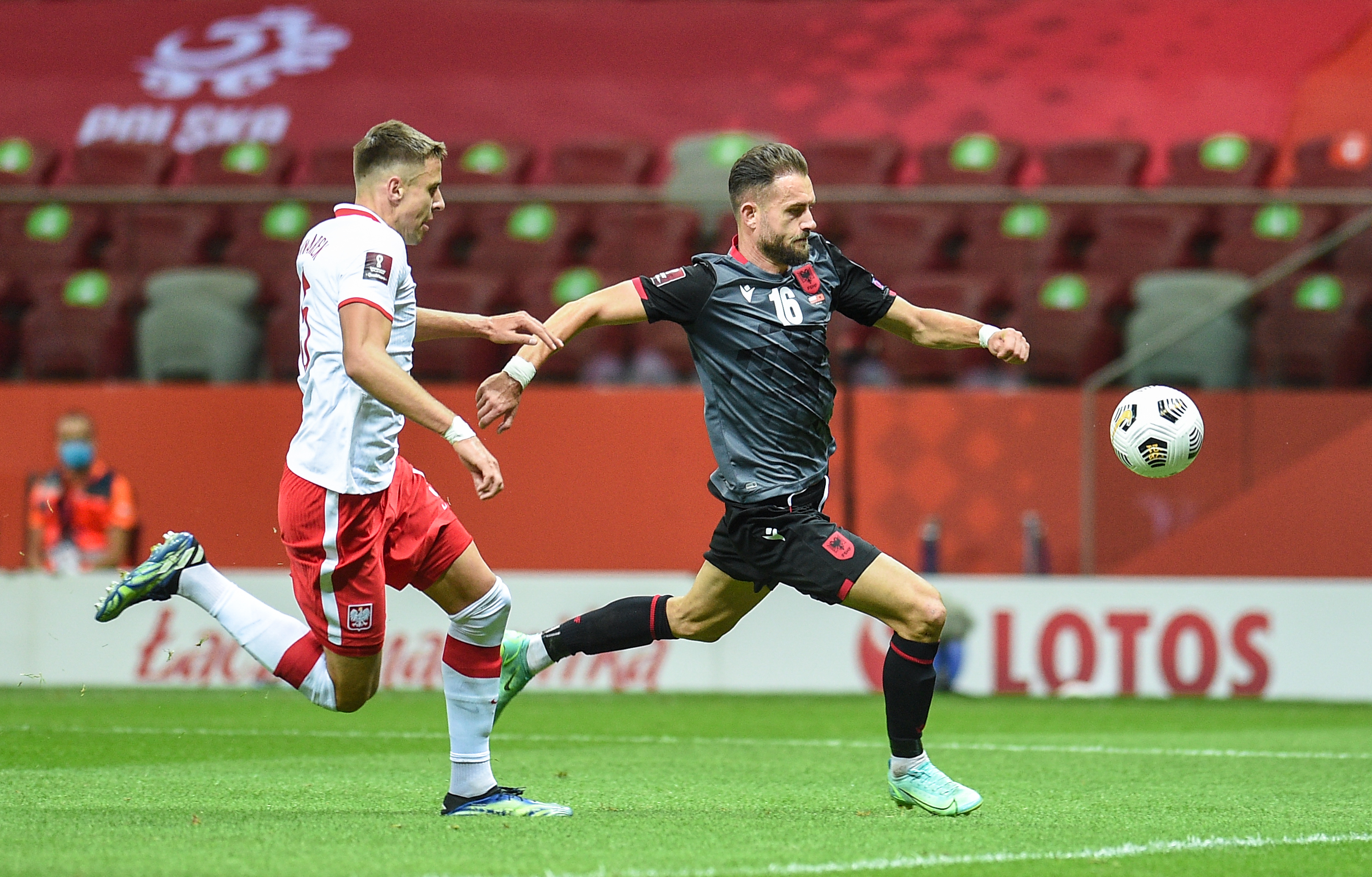 Albania znacznie osłabiona przed meczem z Polską! Jeden z kluczowych piłkarzy ma koronawirusa