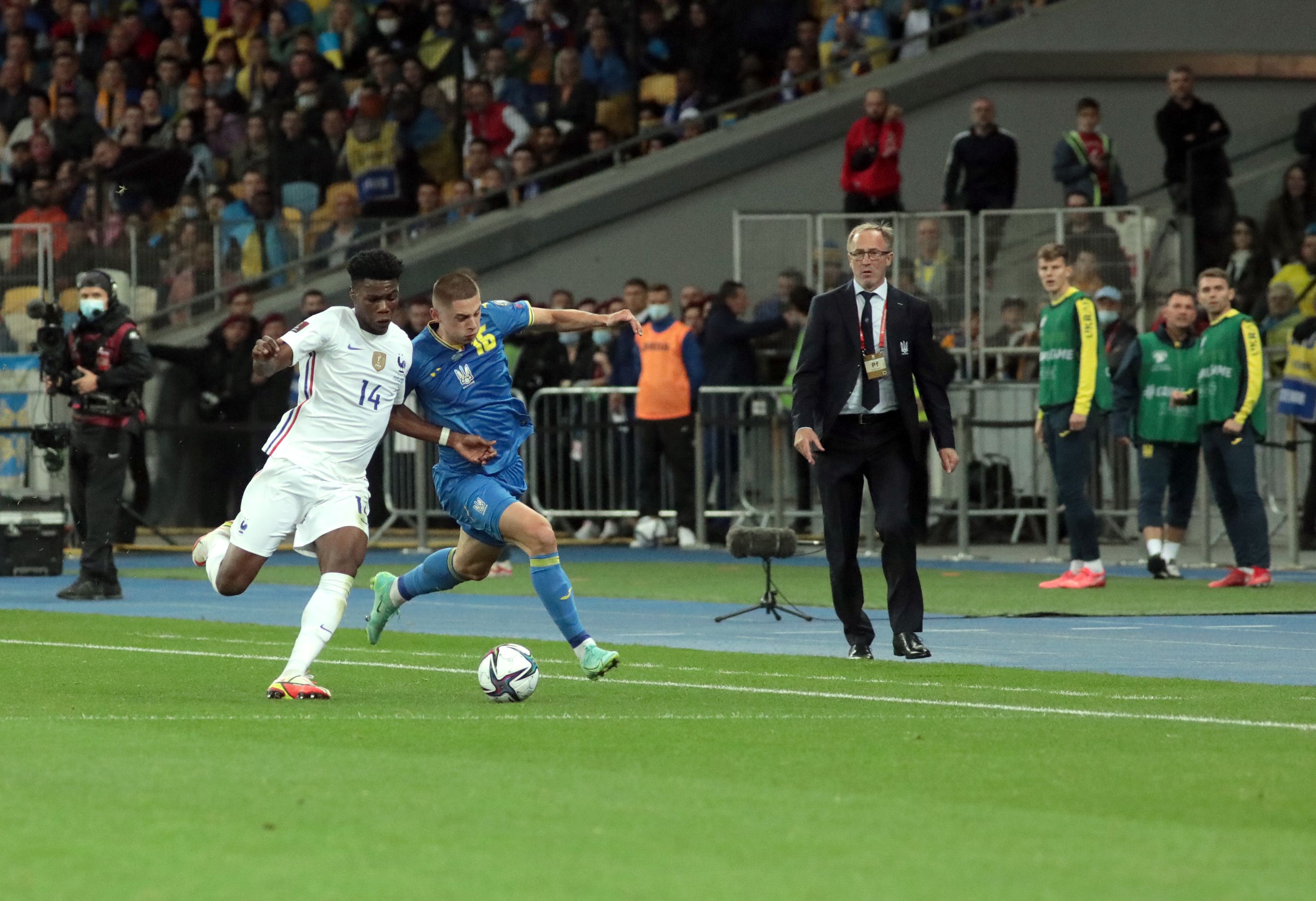 Wielki talent jest rozchwytywany. Do transferowej bitwy gigantów dołączyły kolejne kluby