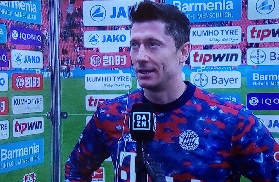 Robert Lewandowski wyjaśnił pytanie dziennikarza. "Jakie cztery mecze? Masz na myśli trening?"