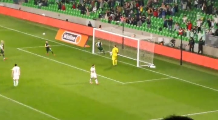 Gol Grzegorza Krychowiaka w lidze rosyjskiej! Pomocnik trafił w stylu Roberta Lewandowskiego [WIDEO]