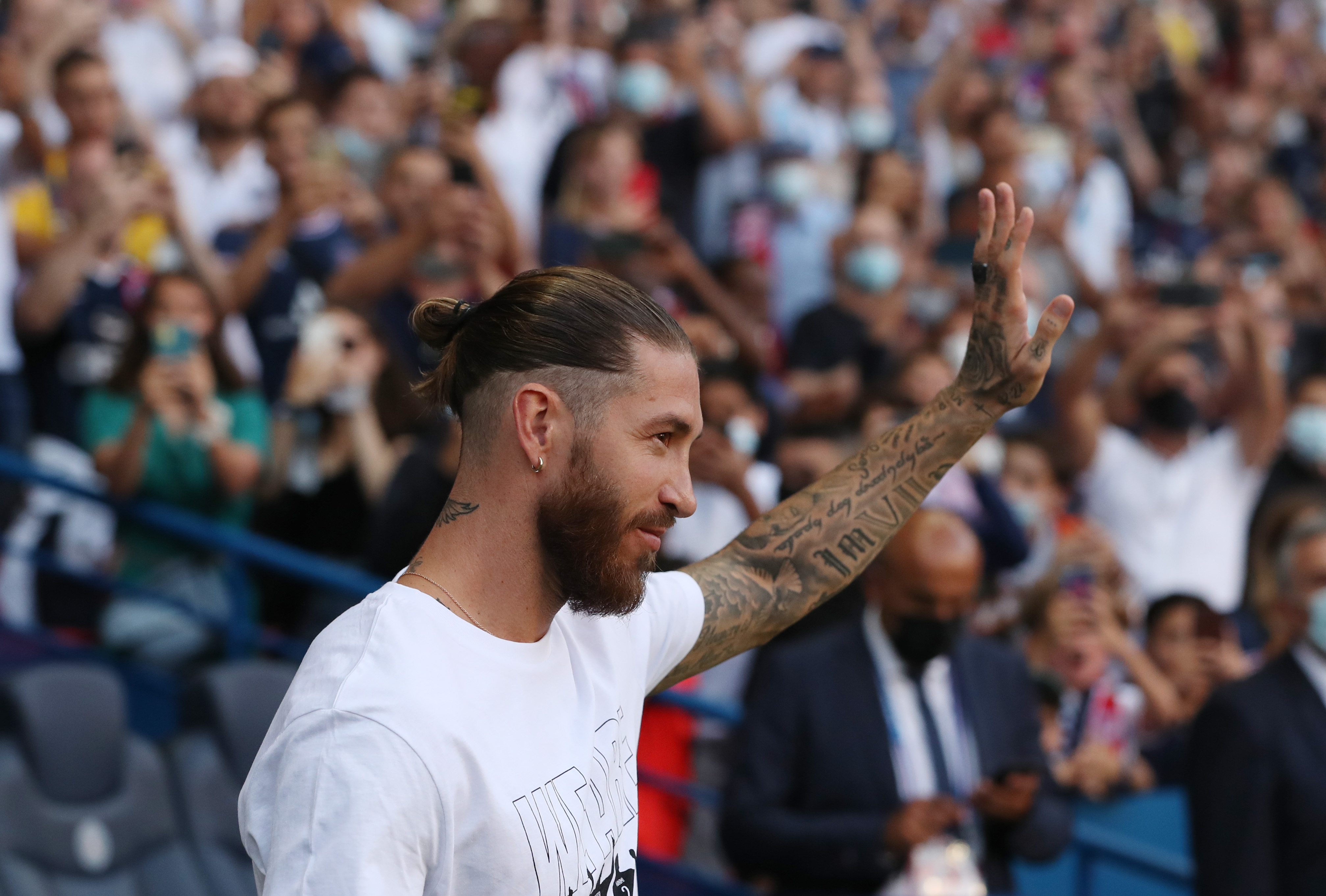 Sergio Ramos problemem PSG. Bez debiutu i nadziei. Zemsta Florentino Pereza