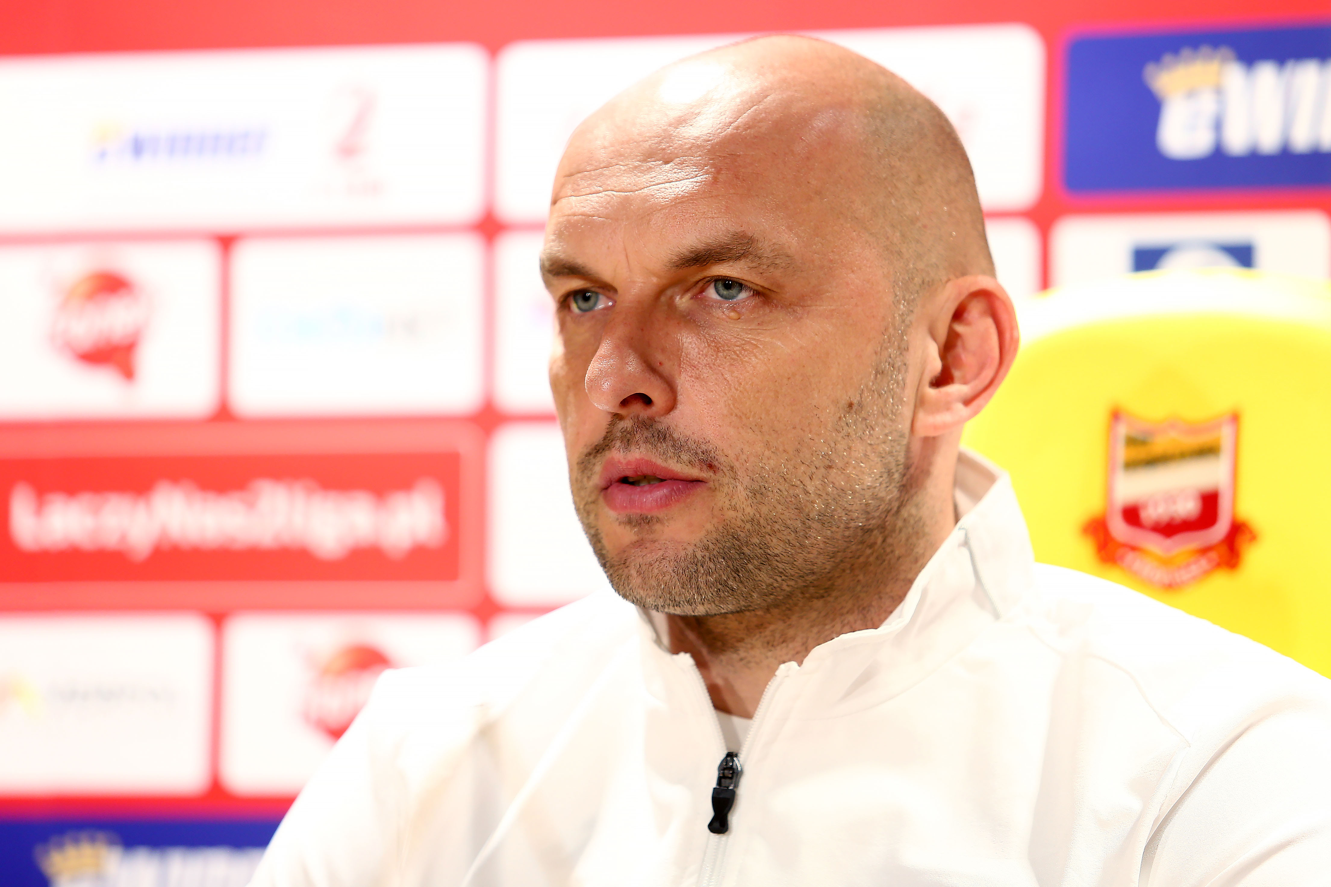 Marek Gołębiewski o pierwszych dniach pracy z zespołem Legii Warszawa. "Zacząłem od rozmów z piłkarzami"