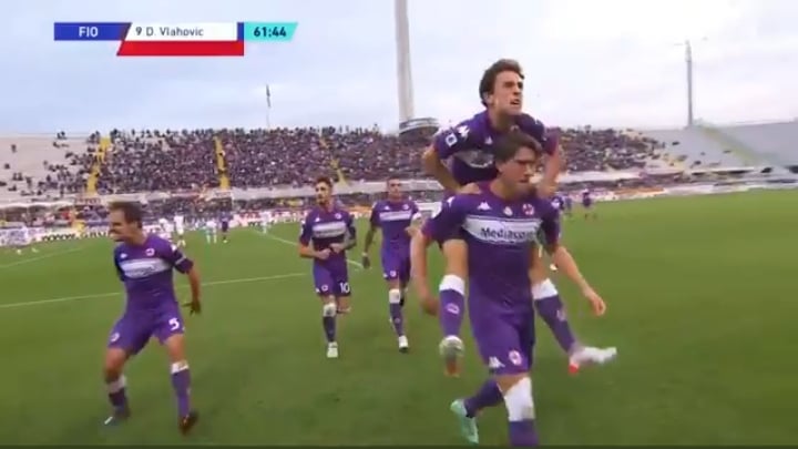 Show Dusana Vlahovicia! Hat-trick serbskiego snajpera, piękna akcja bramkowa Fiorentiny [WIDEO]