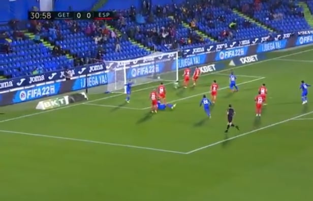 Piękna bramka przewrotką napastnika Getafe. "Uwaga, golazo" [WIDEO]