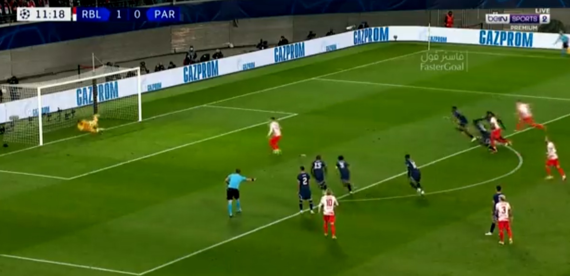 Wielkie problemy PSG na początku meczu z RB Lipsk! Donnarumma uratował zespół, broniąc rzut karny [WIDEO]