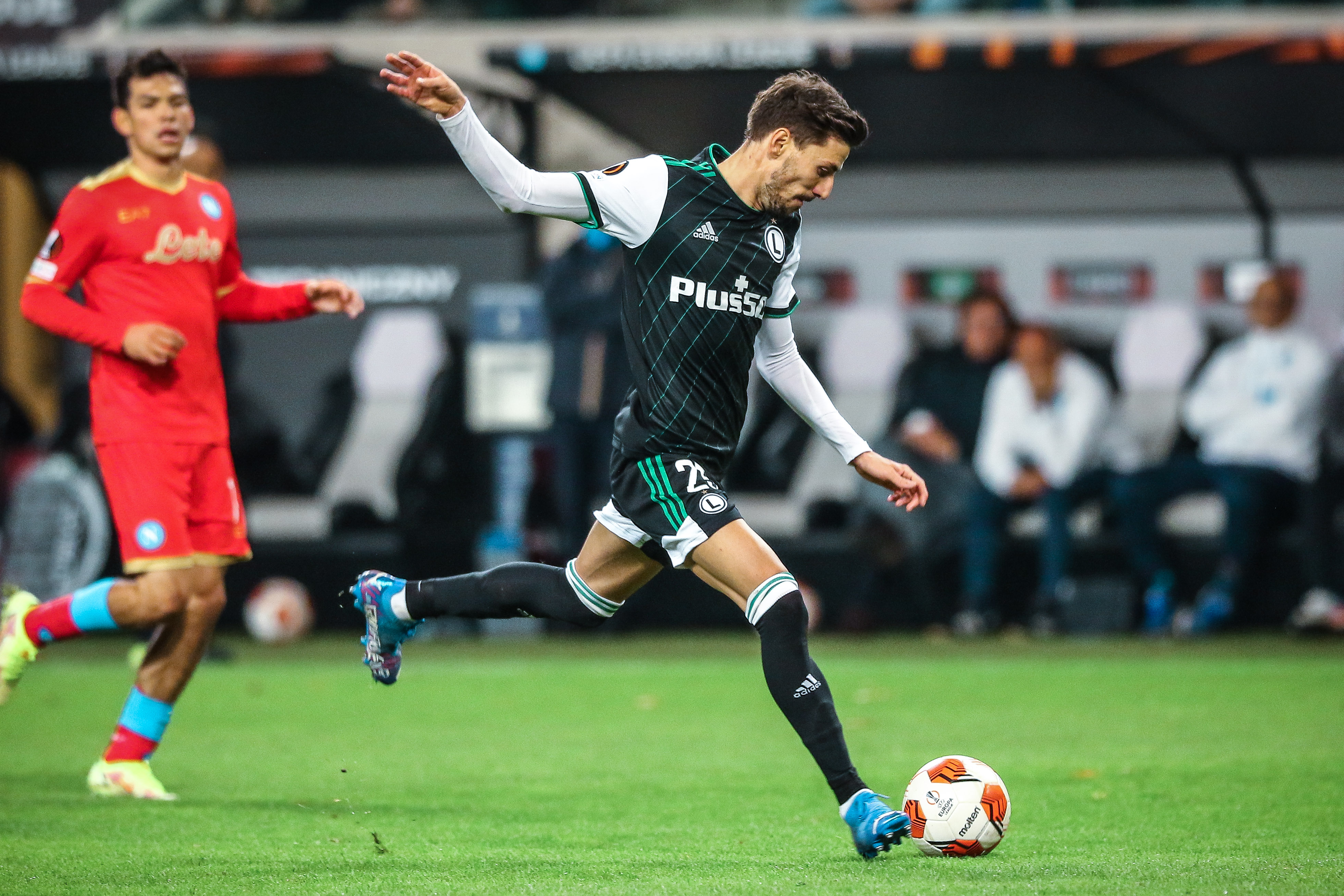 Oceny po meczu Legia Warszawa - Napoli. Świetny Mladenović, pewny Wieteska i skandaliczny Josue