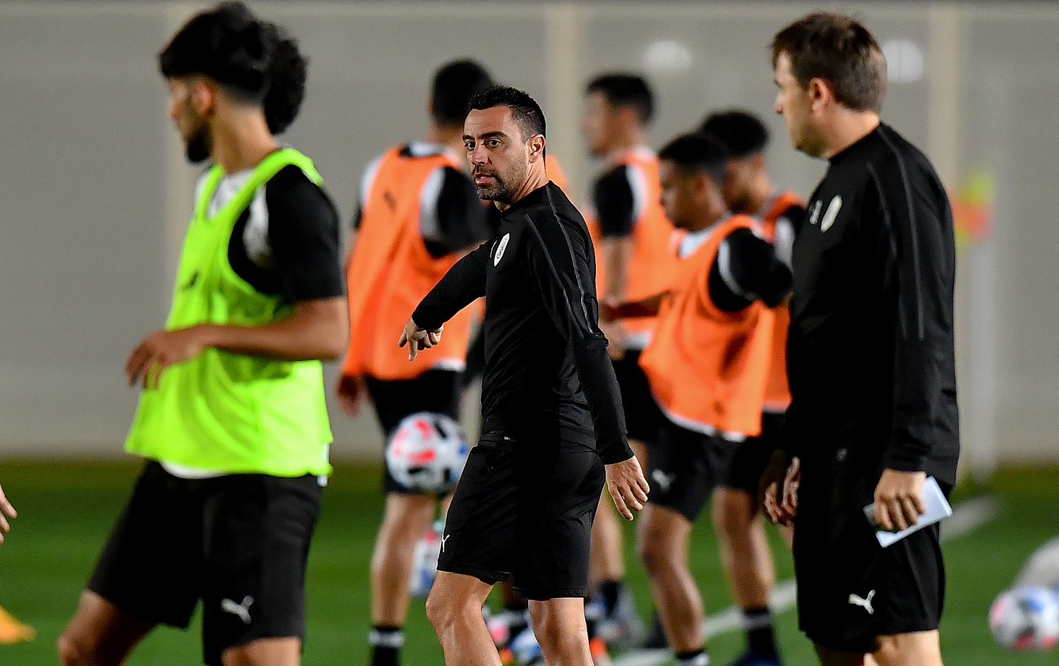 Xavi napisał do kibiców FC Barcelony. "Wracam do klubu mojego życia"