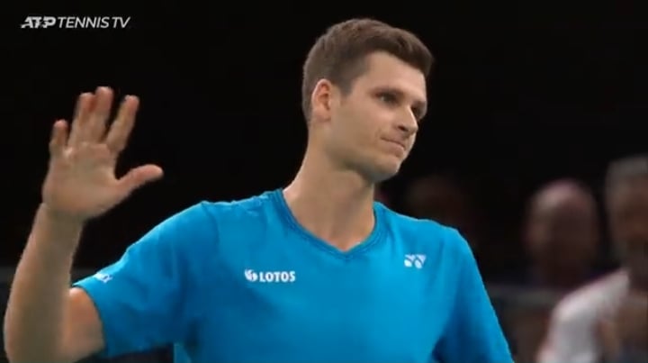 Hubert Hurkacz nie dał rady Novakowi Djokoviciowi. Kapitalna gra Polaka i porażka w tie-breaku [WIDEO]