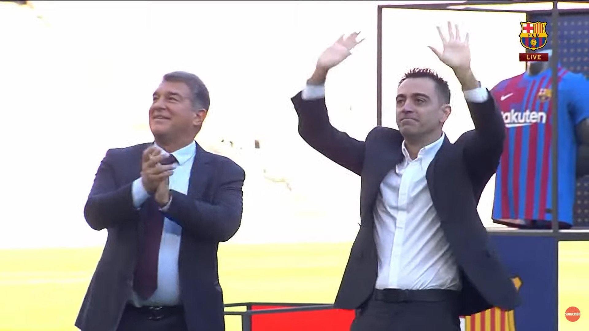 FC Barcelona zaprezentowała Xaviego! Wielki entuzjazm na Camp Nou [WIDEO]