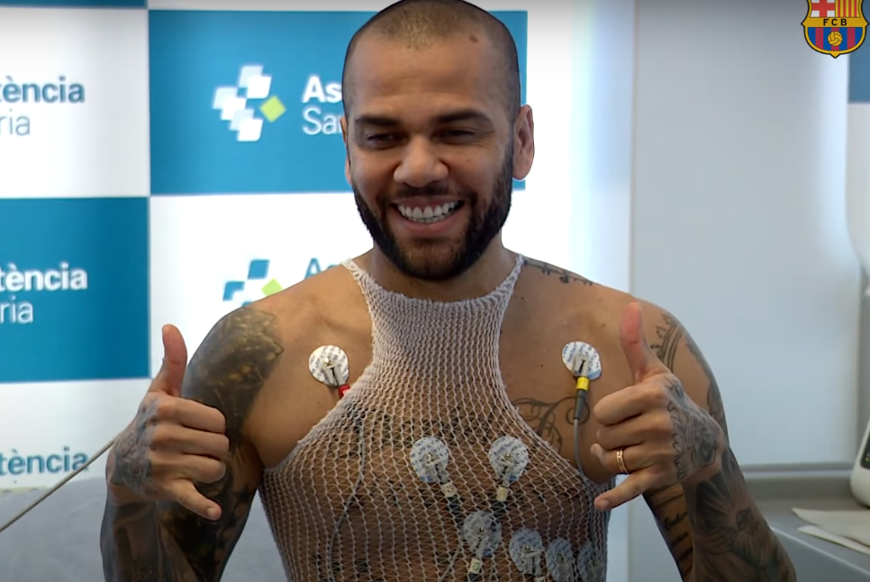 Dani Alves skomentował powrót do FC Barcelony. "Wciąż jestem w szoku"