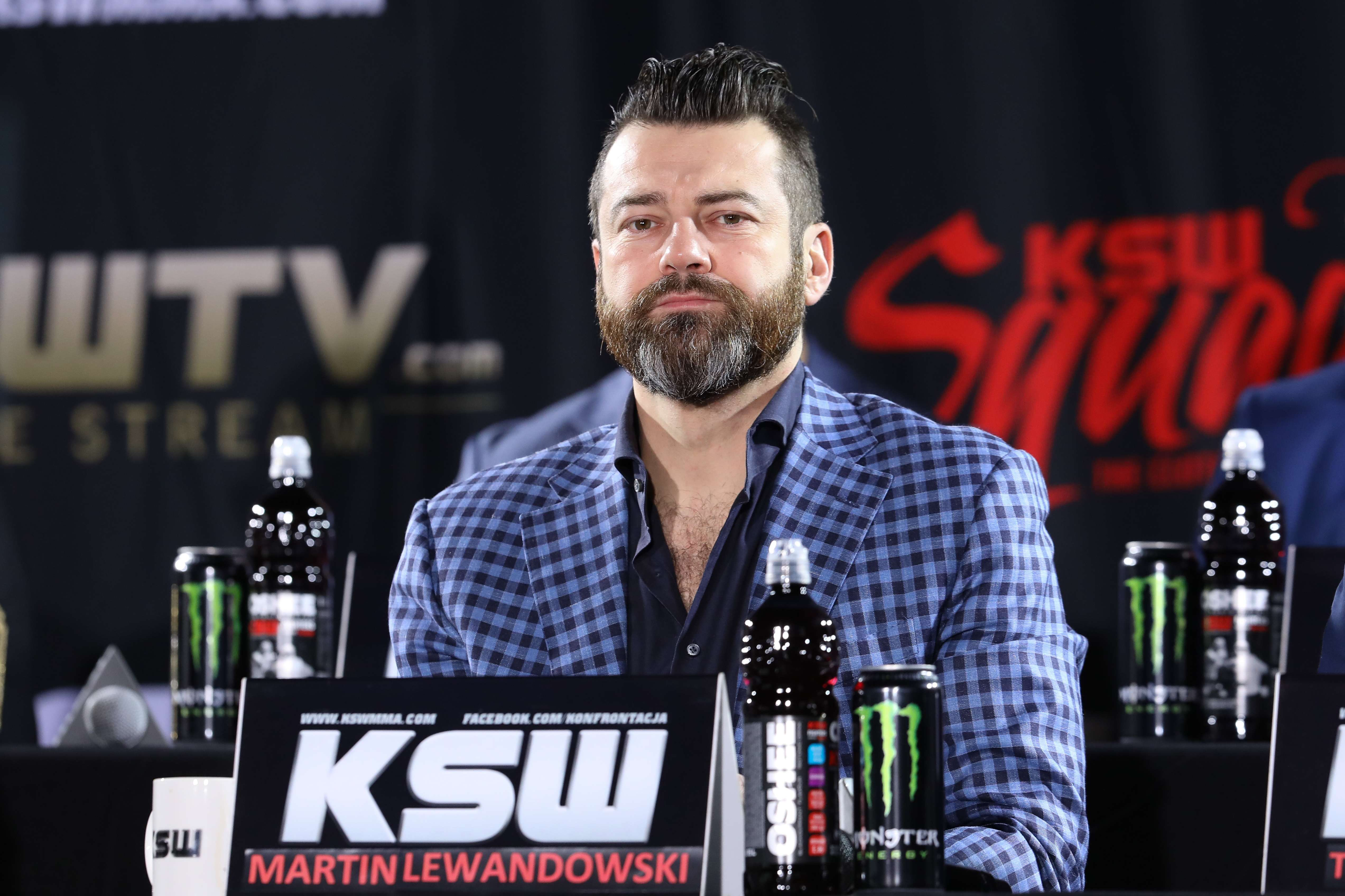 KSW 90 gdzie oglądać? Transmisja na żywo i stream online z walki Arkadiusz Wrzosek i Ivan Vitasović (20.01)