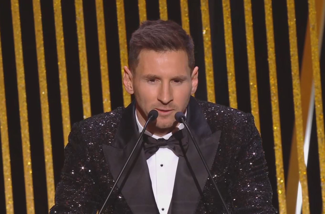 Leo Messi nie zasłużył na Złotą Piłkę. To znów jest "Le Cabaret"