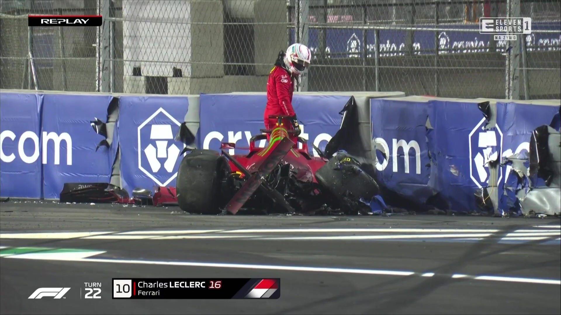 Charles Leclerc skasował swój bolid przed Grand Prix Arabii Saudyjskiej. "Potężny dzwon" [WIDEO]