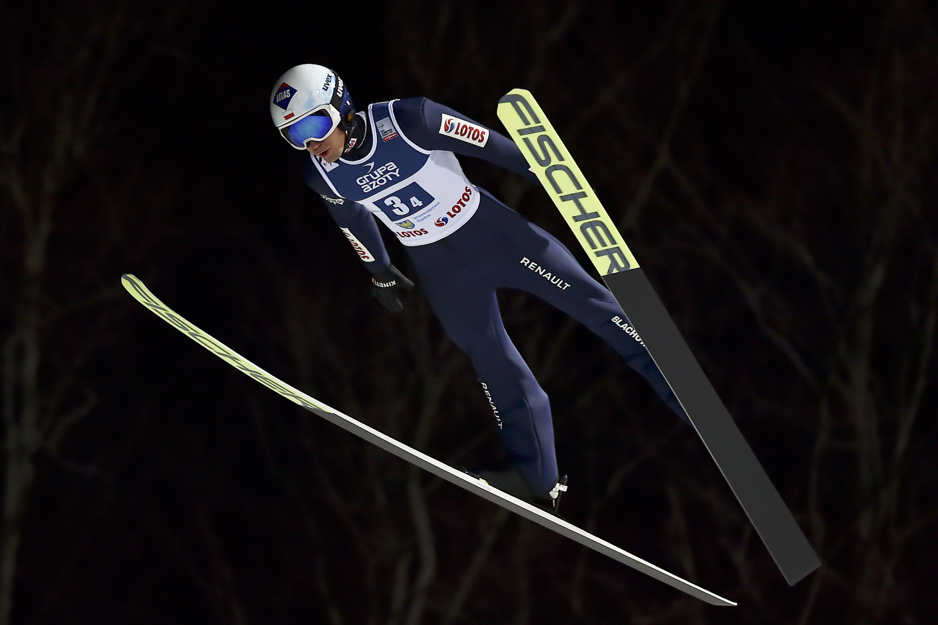 Kapitalne skoki Polaków w serii treningowej. Kamil Stoch i Piotr Żyła w pierwszej trójce