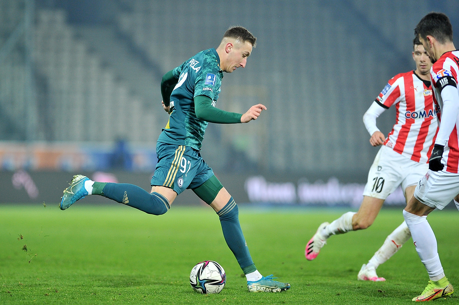Legia Warszawa zatrzyma młodego pomocnika. Wkrótce nowy kontrakt [NASZ NEWS]