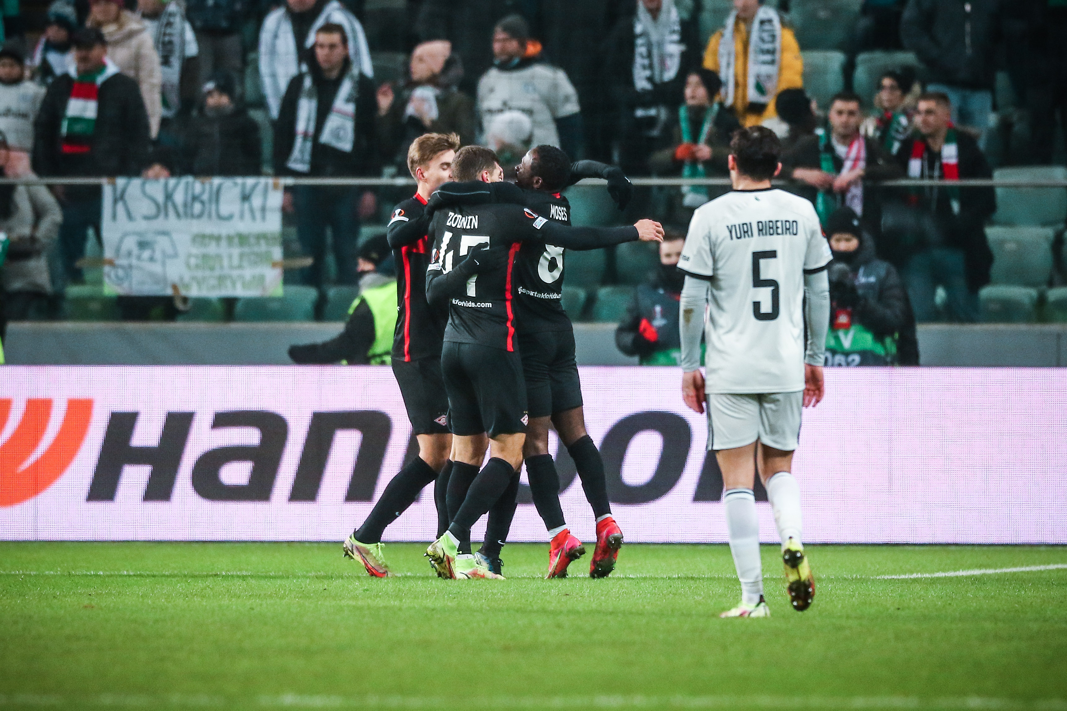 Legia Warszawa pożegnała się z Ligą Europy! Porażka ze Spartakiem, zmarnowany karny Pekharta! [WIDEO]