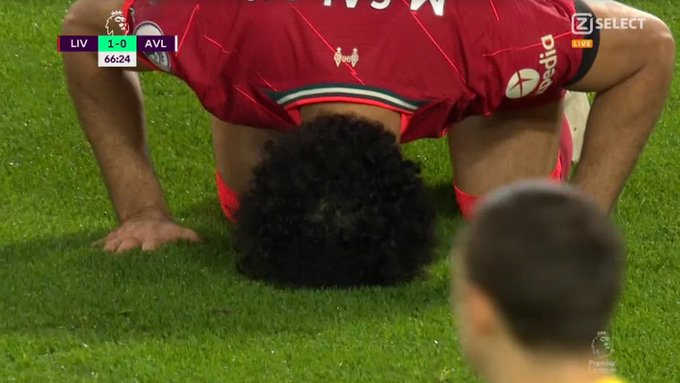 Triumf Liverpoolu, kolejne trafienie Mohameda Salaha! Błąd Mateusza Klicha na wagę porażki [WIDEO]