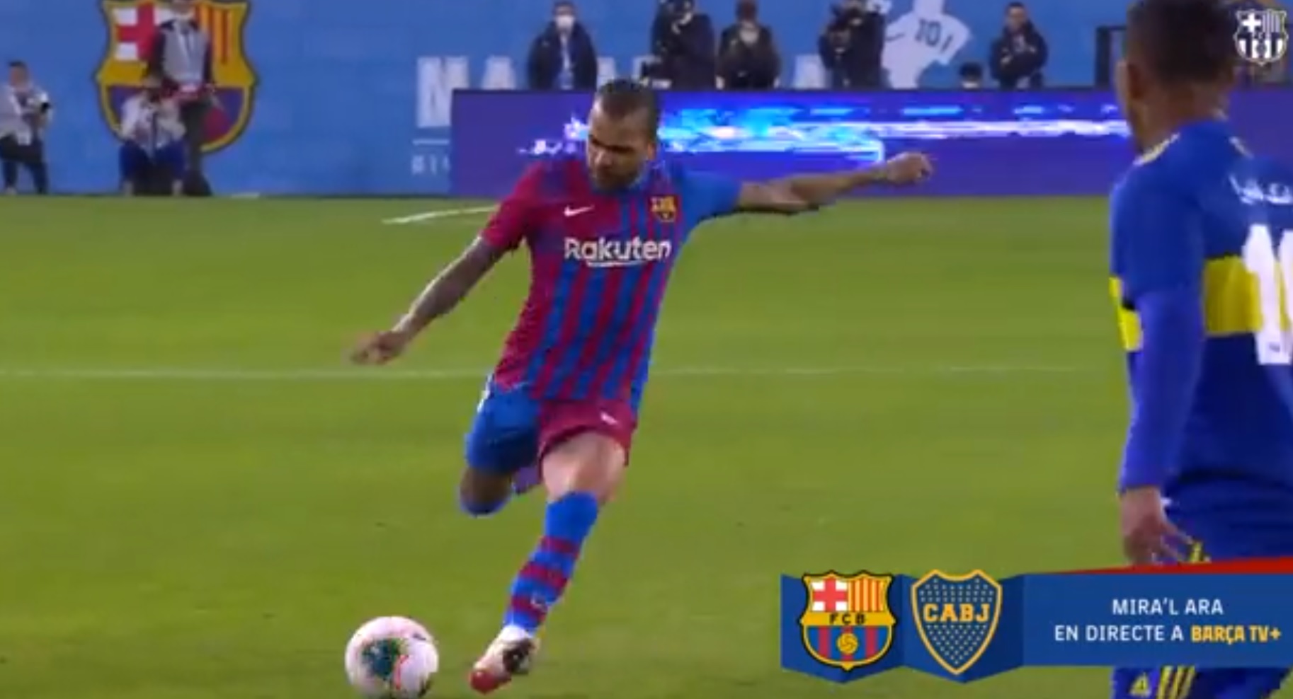 FC Barcelona znów bez zwycięstwa. Porażka po karnych w Maradona Cup, świetny powrót Daniego Alvesa [WIDEO]