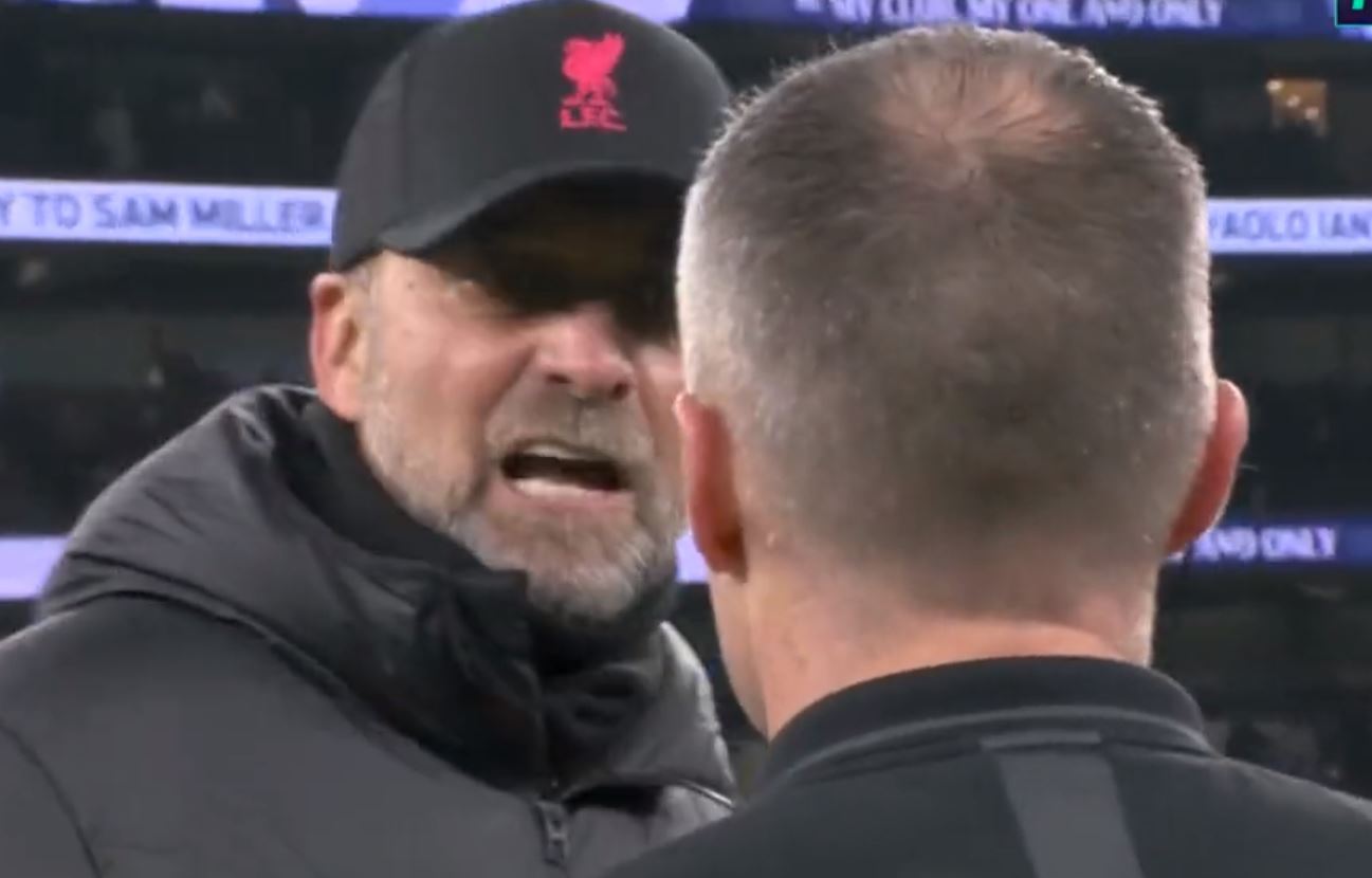 Rozjuszony Juergen Klopp wściekł się na arbitra. "Nie mam problemu z sędziami, mam z tobą" [WIDEO]