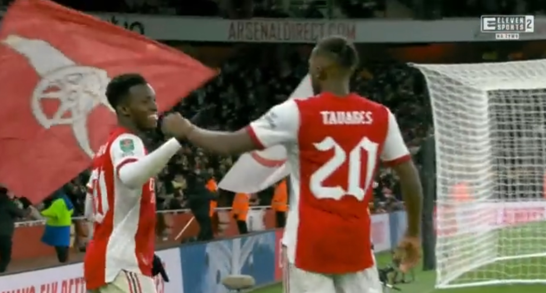 Arsenal pierwszym półfinalistą Pucharu Ligi Angielskiej. Nketiah i Pepe zabawili się z rywalami [WIDEO]