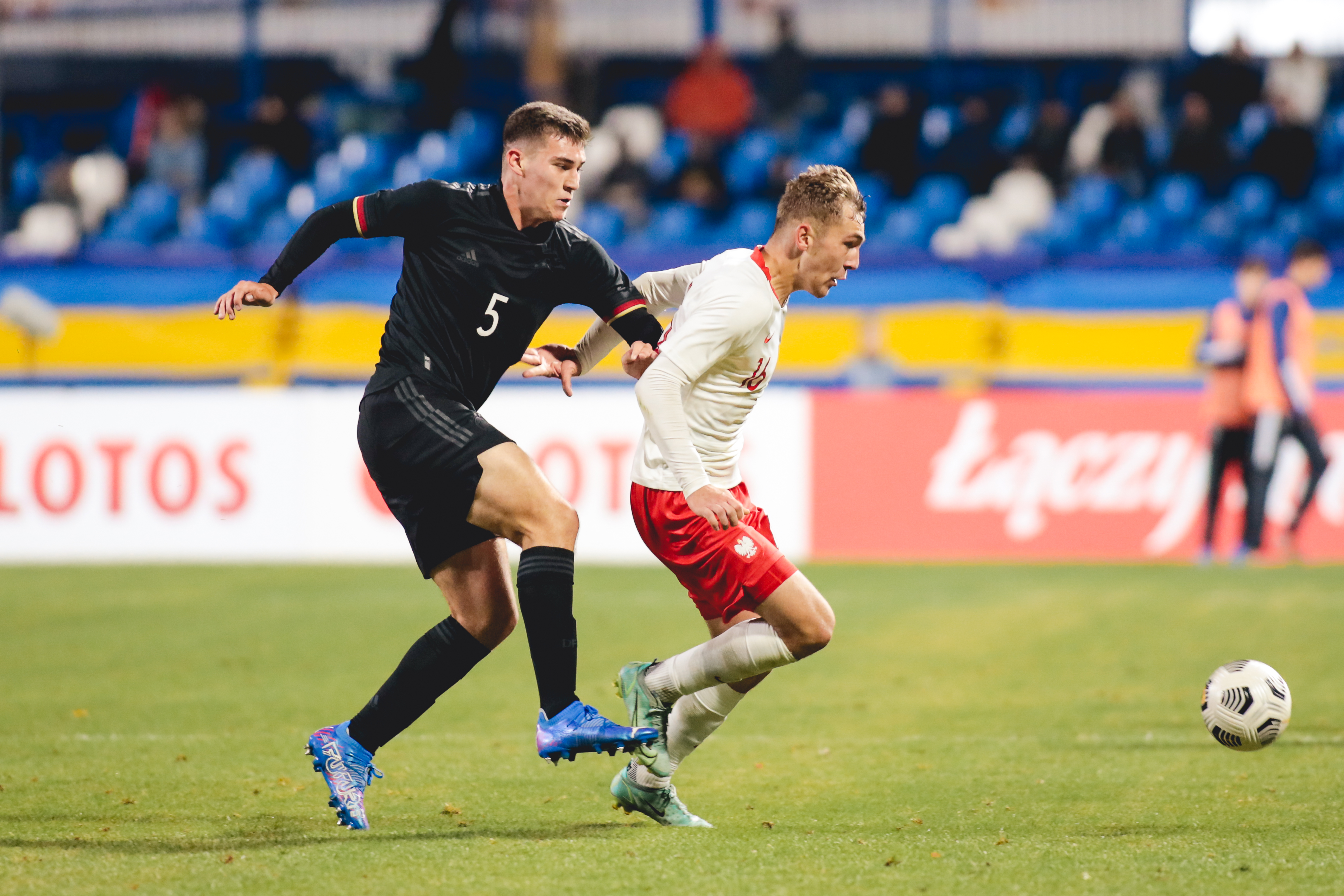 Lechia Gdańsk pozyskała duży talent. Ofensywny pomocnik podpisał trzyletni kontrakt
