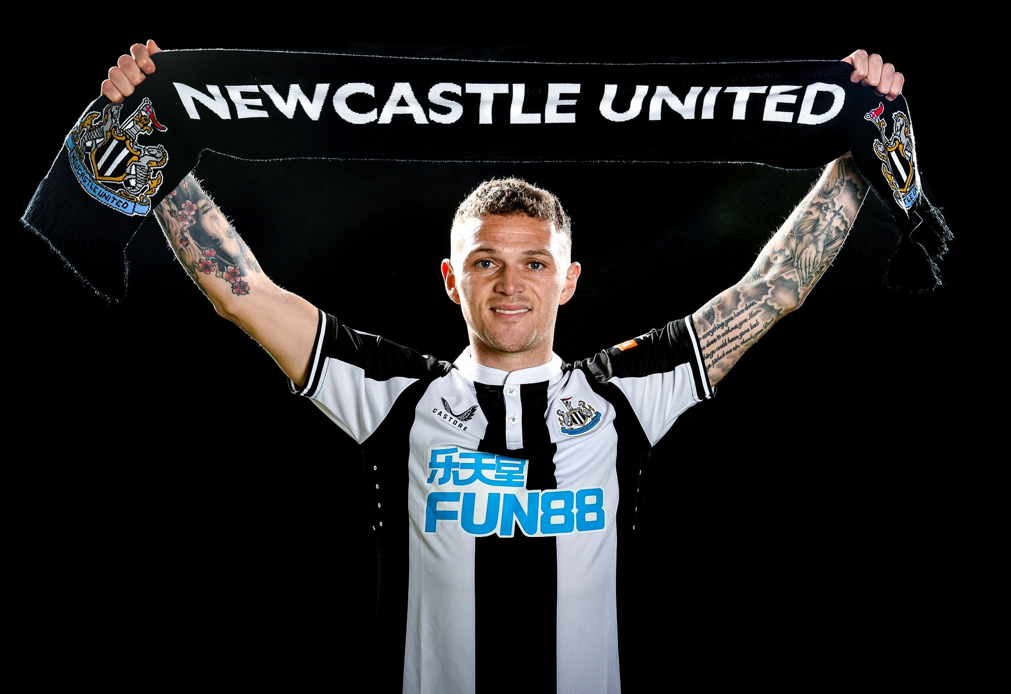 Newcastle potwierdziło głośny transfer. Kieran Trippier podpisał umowę ze "Srokami"