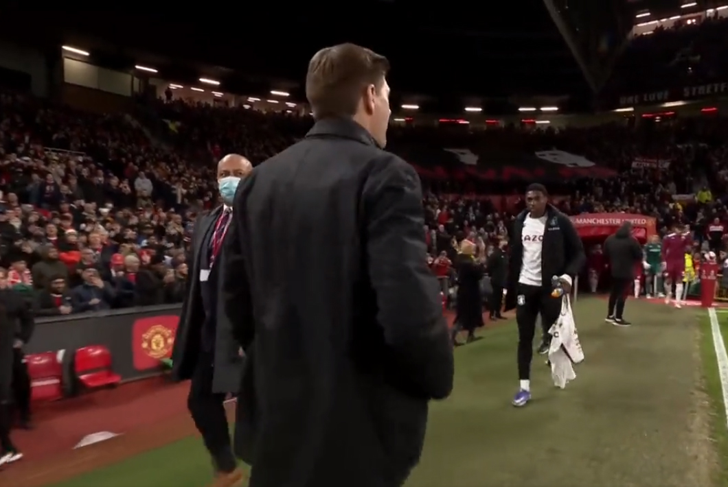 Old Trafford wybuczało Stevena Gerrarda. Tak zareagował menedżer Aston Villi [WIDEO]